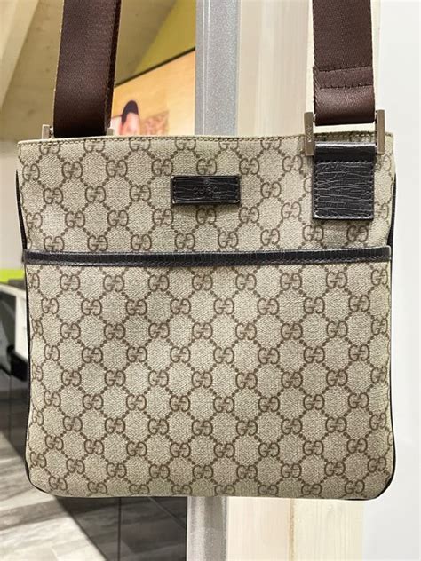 bustina gucci|Gucci boutique bag.